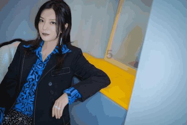 古怪巫师逃离村庄